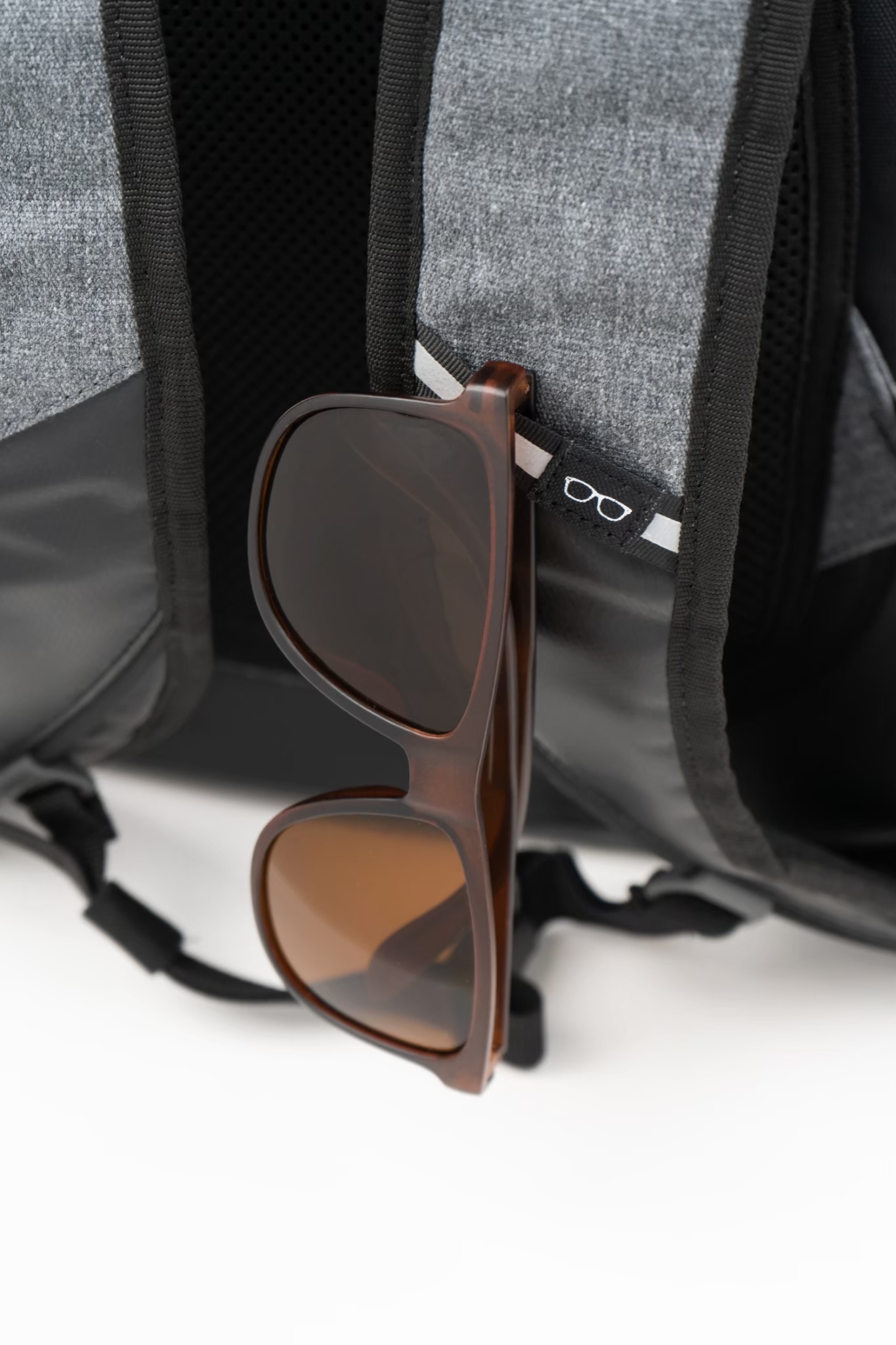 กระเป๋ากันน้ำ FEELFREE URBANION ECO BACKPACK M สี BLACK_10